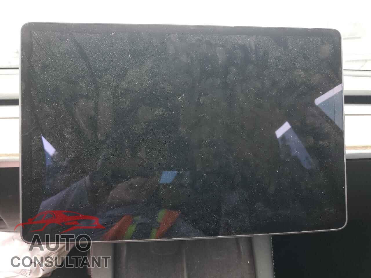 TESLA MODEL 3 2021 - 5YJ3E1EB5MF938100