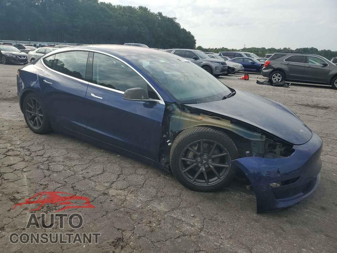 TESLA MODEL 3 2018 - 5YJ3E1EAXJF040949