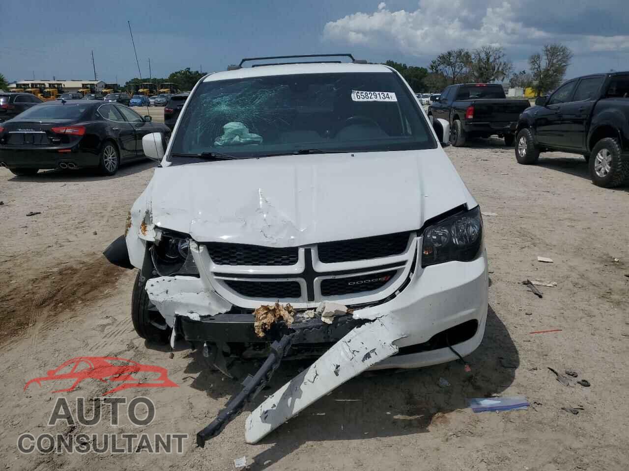 DODGE CARAVAN 2018 - 2C4RDGEG7JR341235