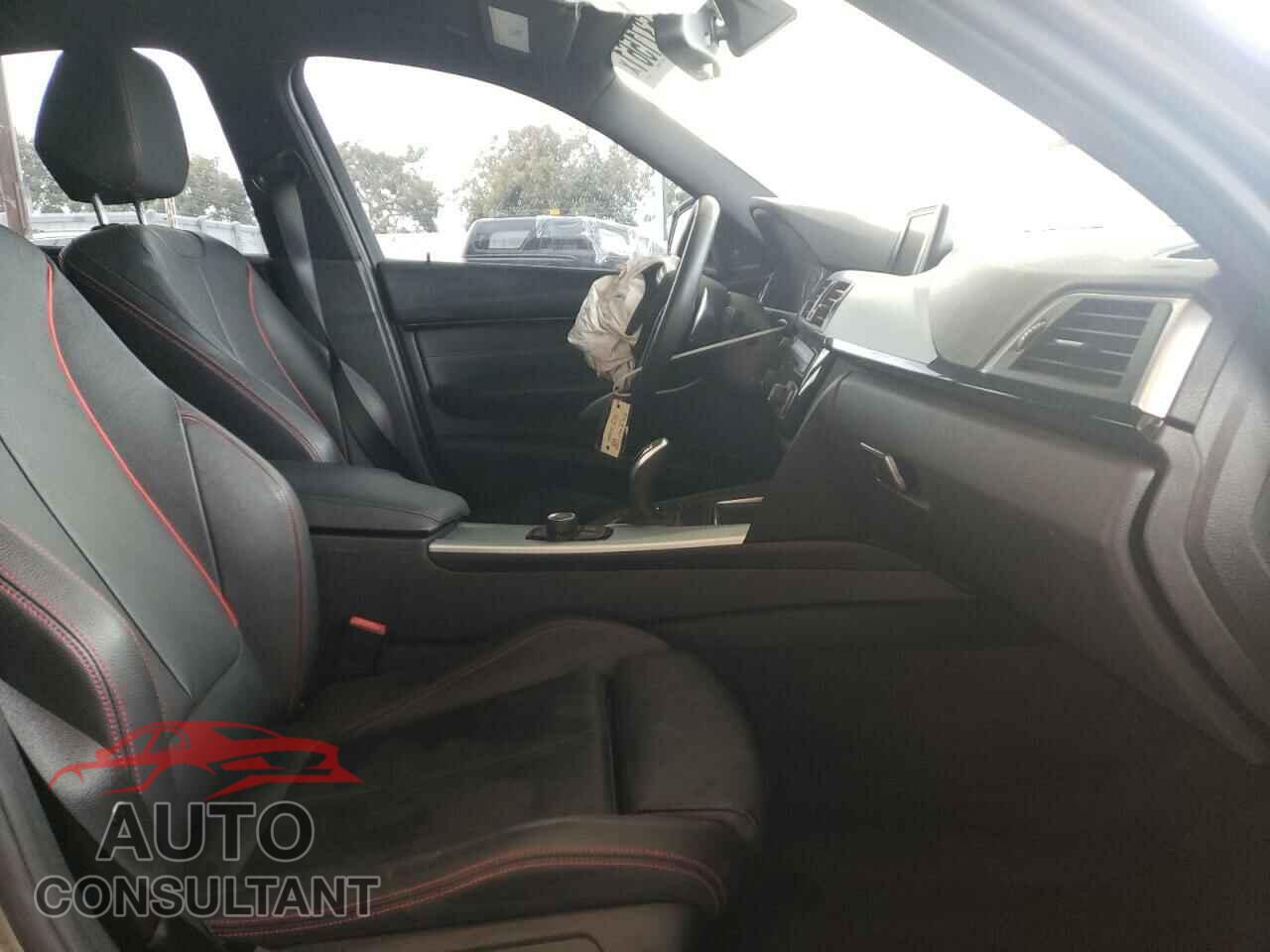 BMW 3 SERIES 2016 - WBA8E9G56GNU28143