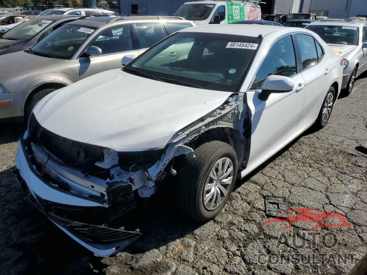 TOYOTA CAMRY 2018 - 4T1B31HK3JU508240