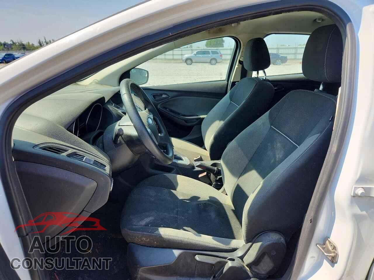 FORD FOCUS 2012 - 1FAHP3K24CL337813