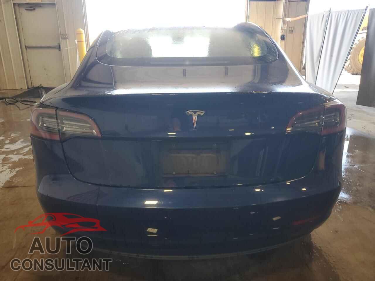 TESLA MODEL 3 2022 - 5YJ3E1EA8NF190841