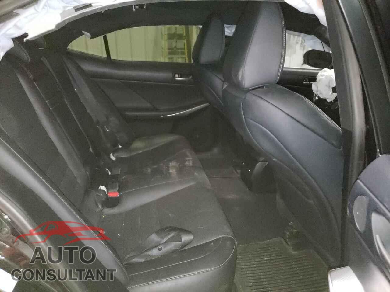 LEXUS IS 2017 - JTHCE1D25H5013176