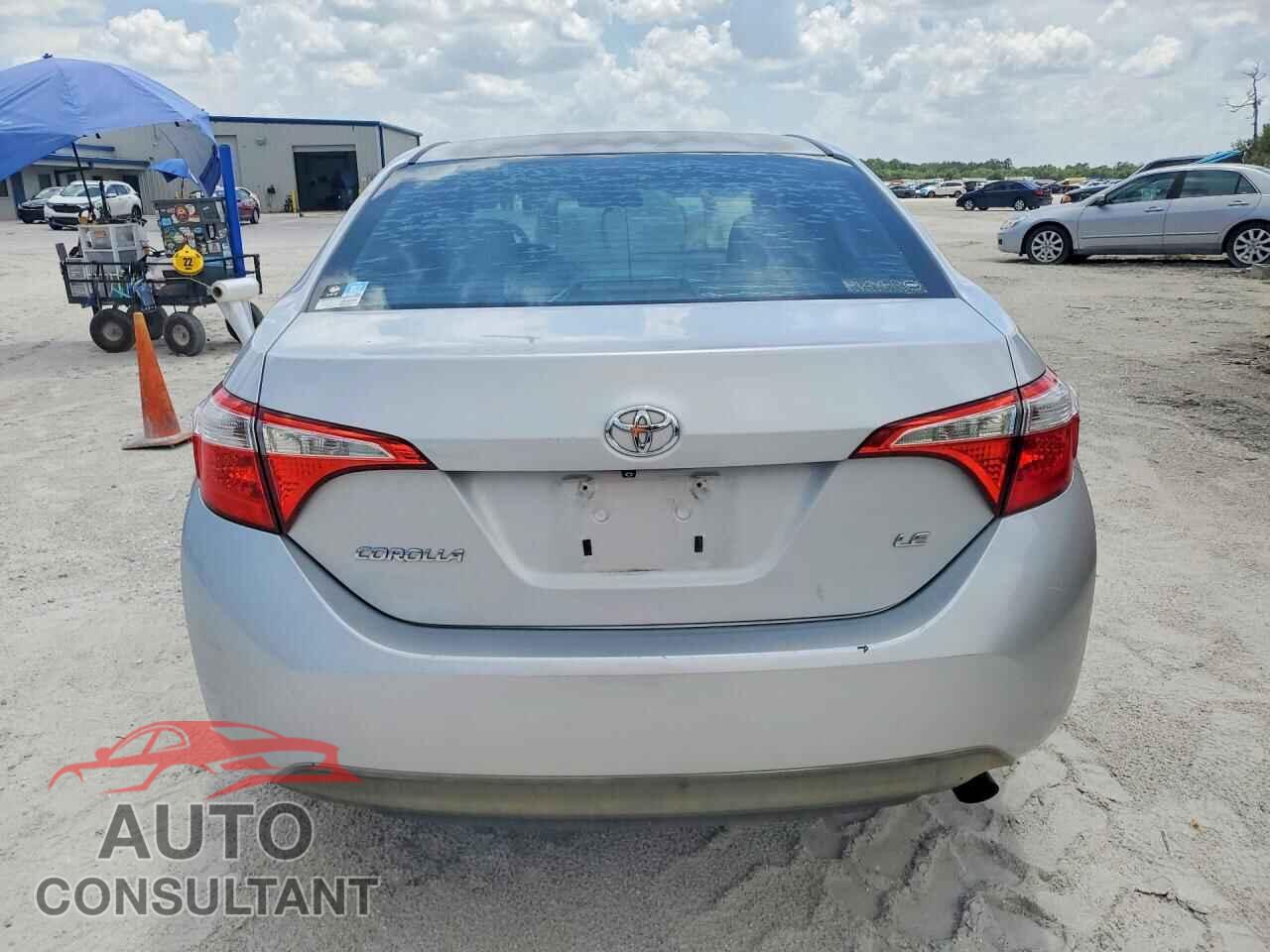 TOYOTA COROLLA 2014 - 2T1BURHEXEC002949