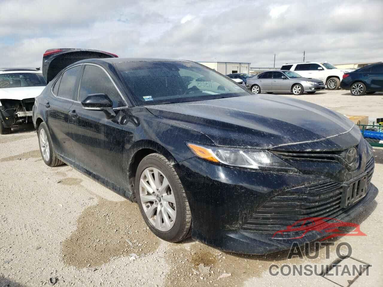 TOYOTA CAMRY 2018 - JTNB11HK2J3066045