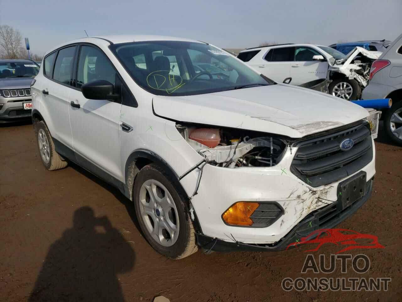 FORD ESCAPE 2017 - 1FMCU0F70HUB39194