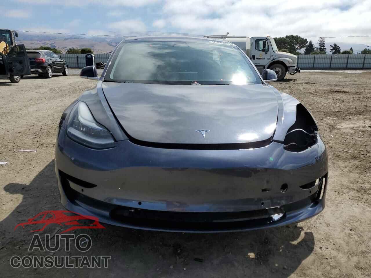 TESLA MODEL 3 2018 - 5YJ3E1EAXJF045245