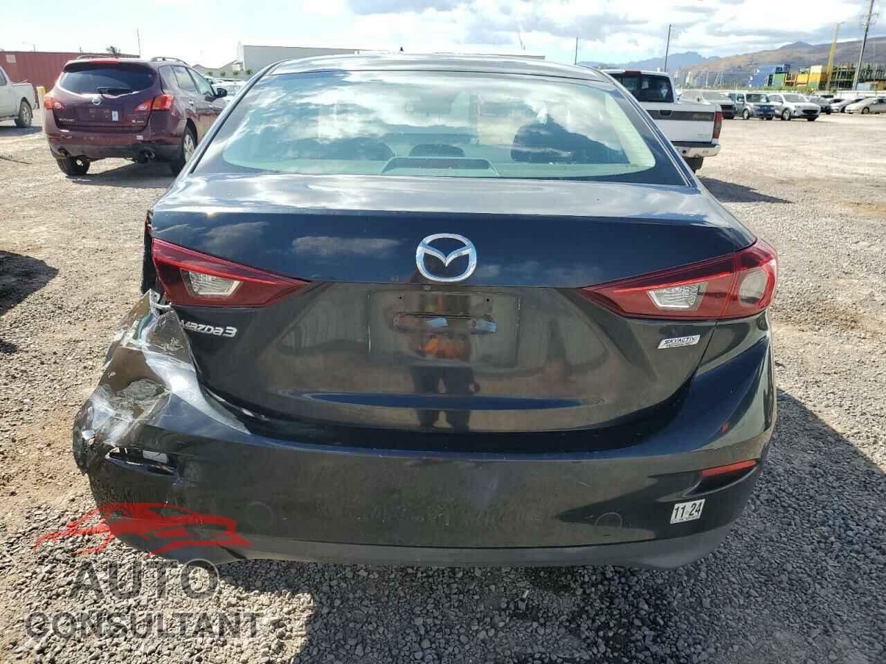 MAZDA 3 2017 - 3MZBN1V72HM112665