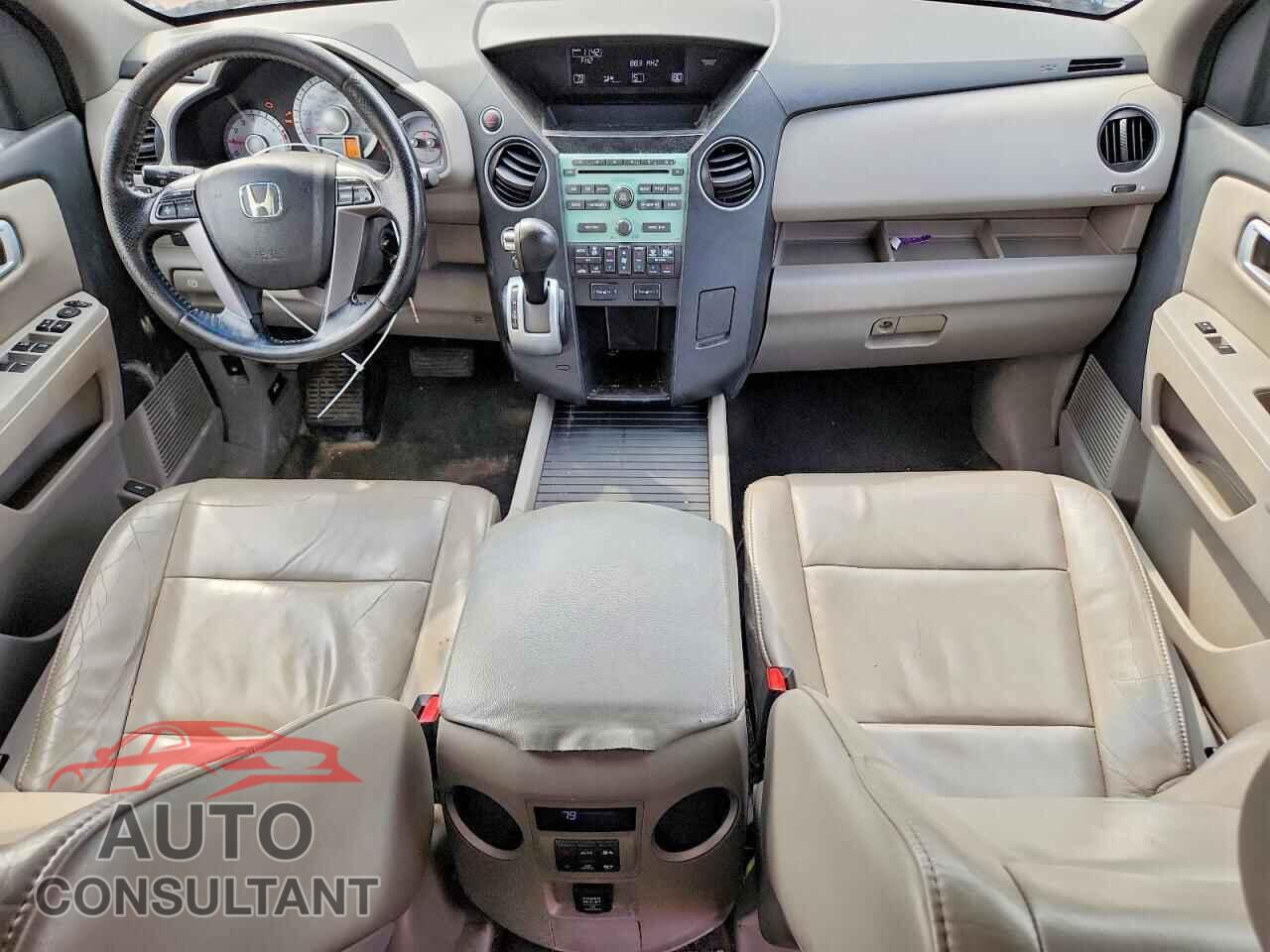 HONDA PILOT 2011 - 5FNYF4H52BB049200