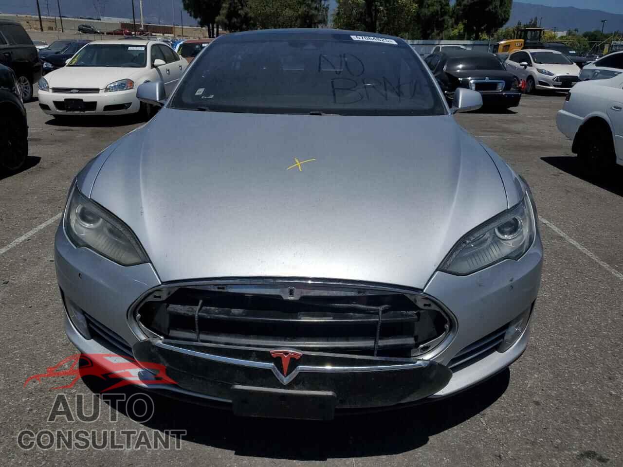 TESLA MODEL S 2014 - 5YJSA1H18EFP62221
