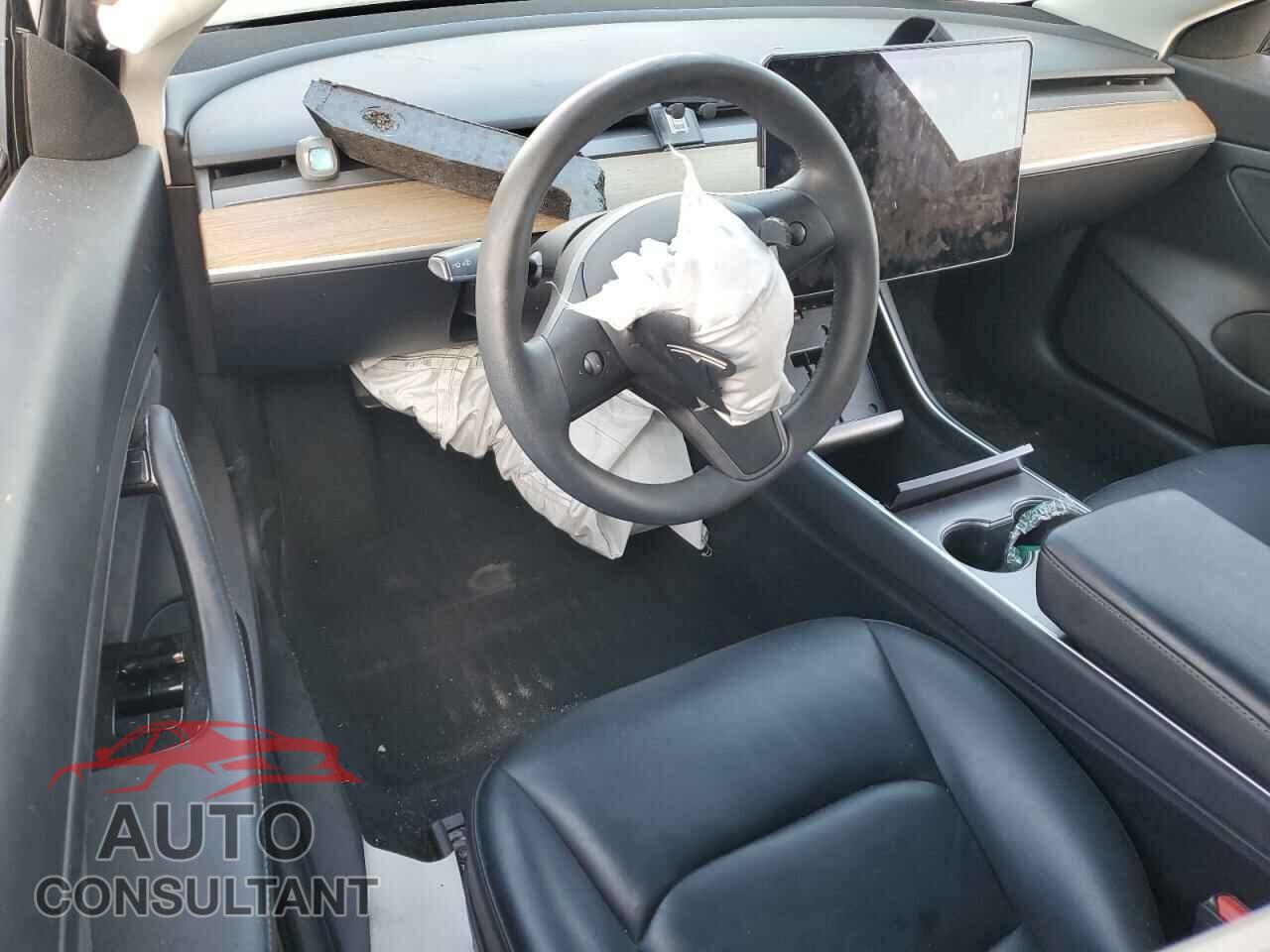 TESLA MODEL 3 2020 - 5YJ3E1EA0LF799564