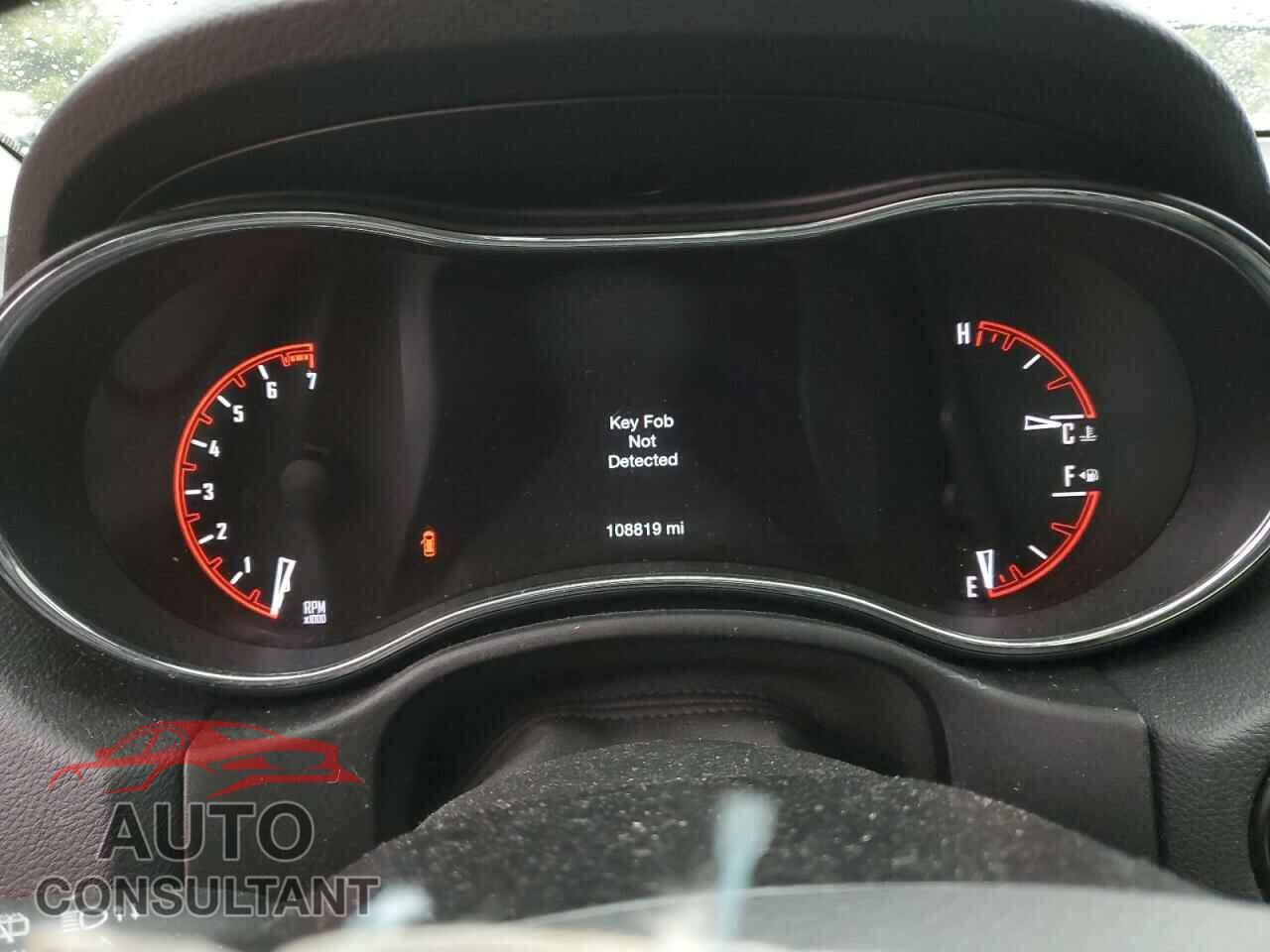 DODGE DURANGO 2018 - 1C4RDJAG5JC272024
