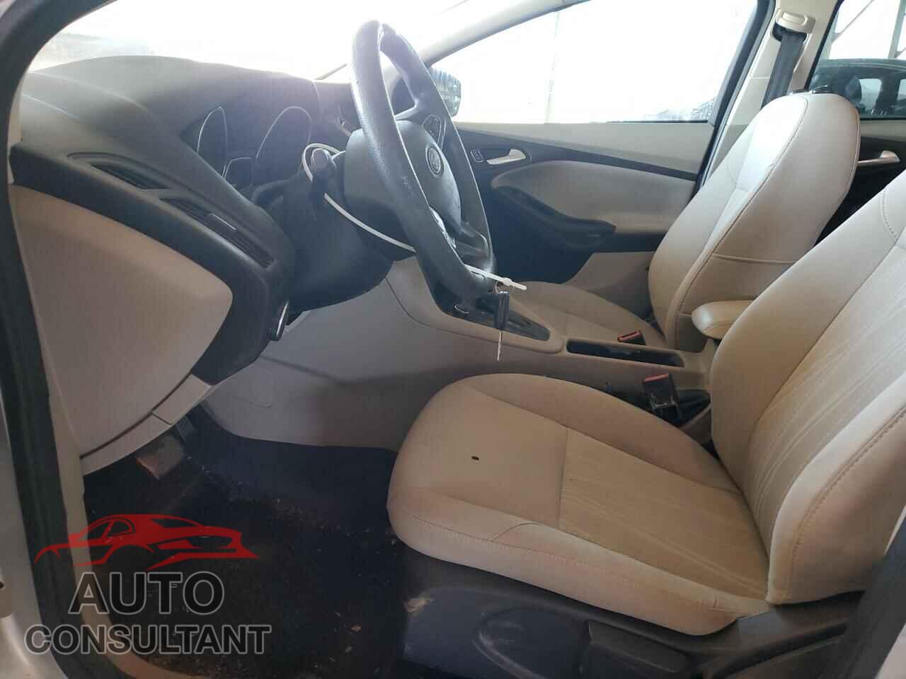 FORD FOCUS 2017 - 1FADP3F2XHL226196