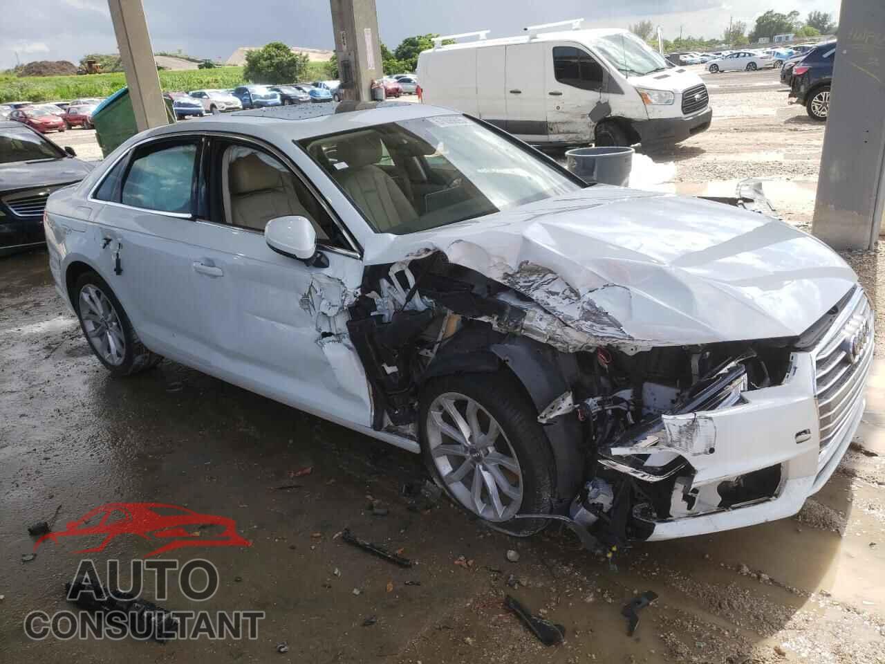 AUDI A4 2019 - WAUHMAF41KN004620