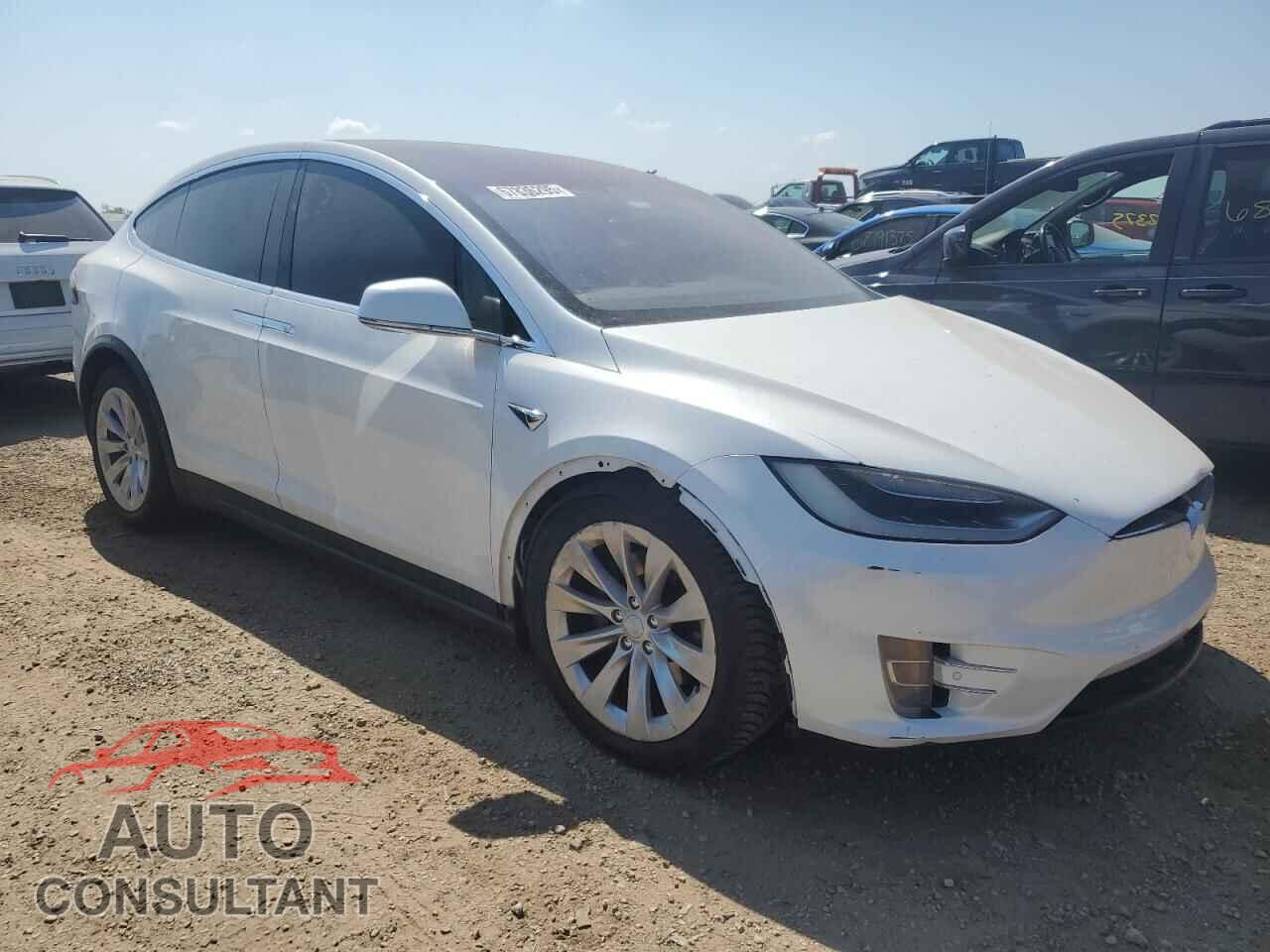 TESLA MODEL X 2017 - 5YJXCAE29HF035784