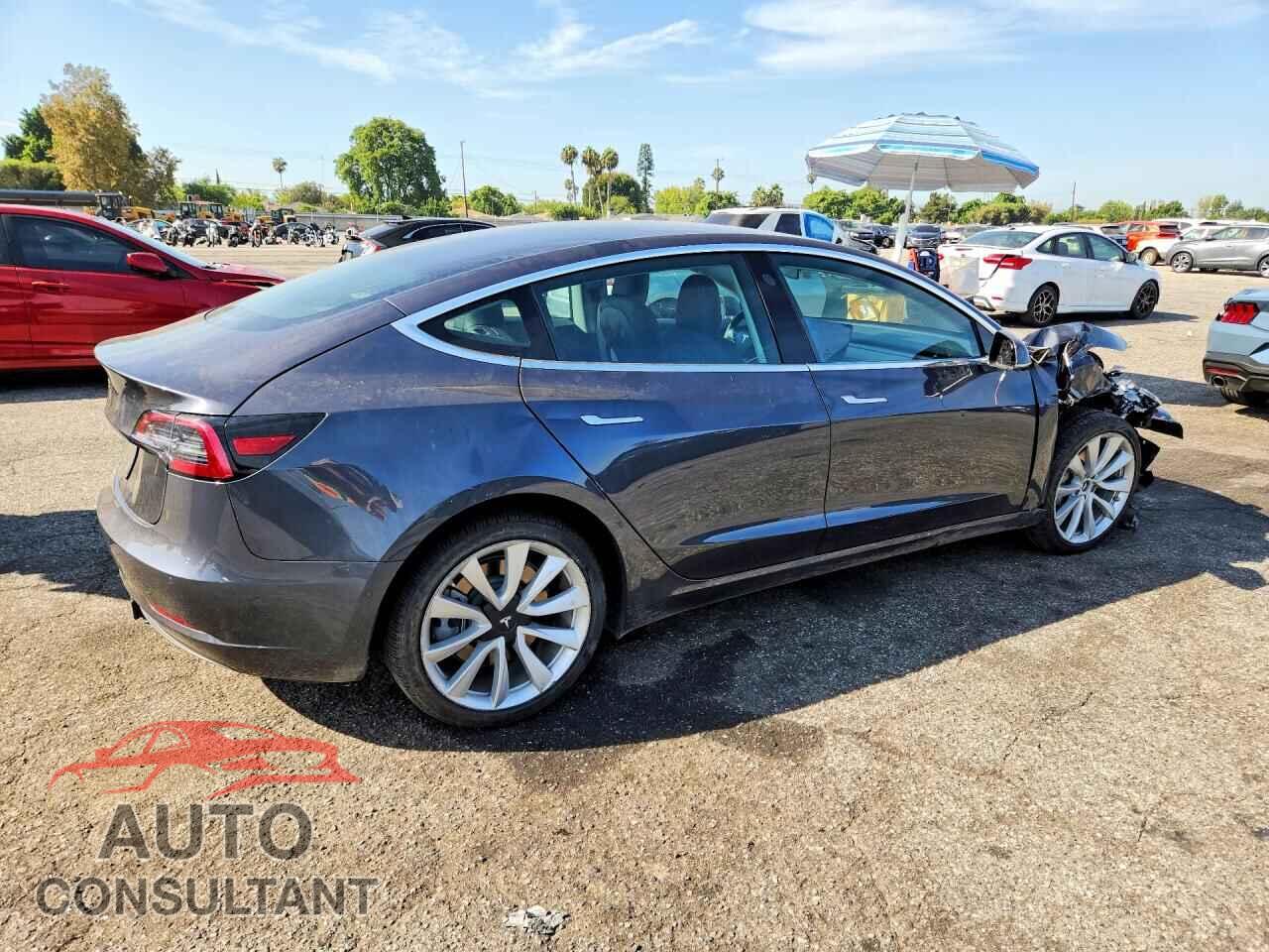 TESLA MODEL 3 2019 - 5YJ3E1EA6KF401966