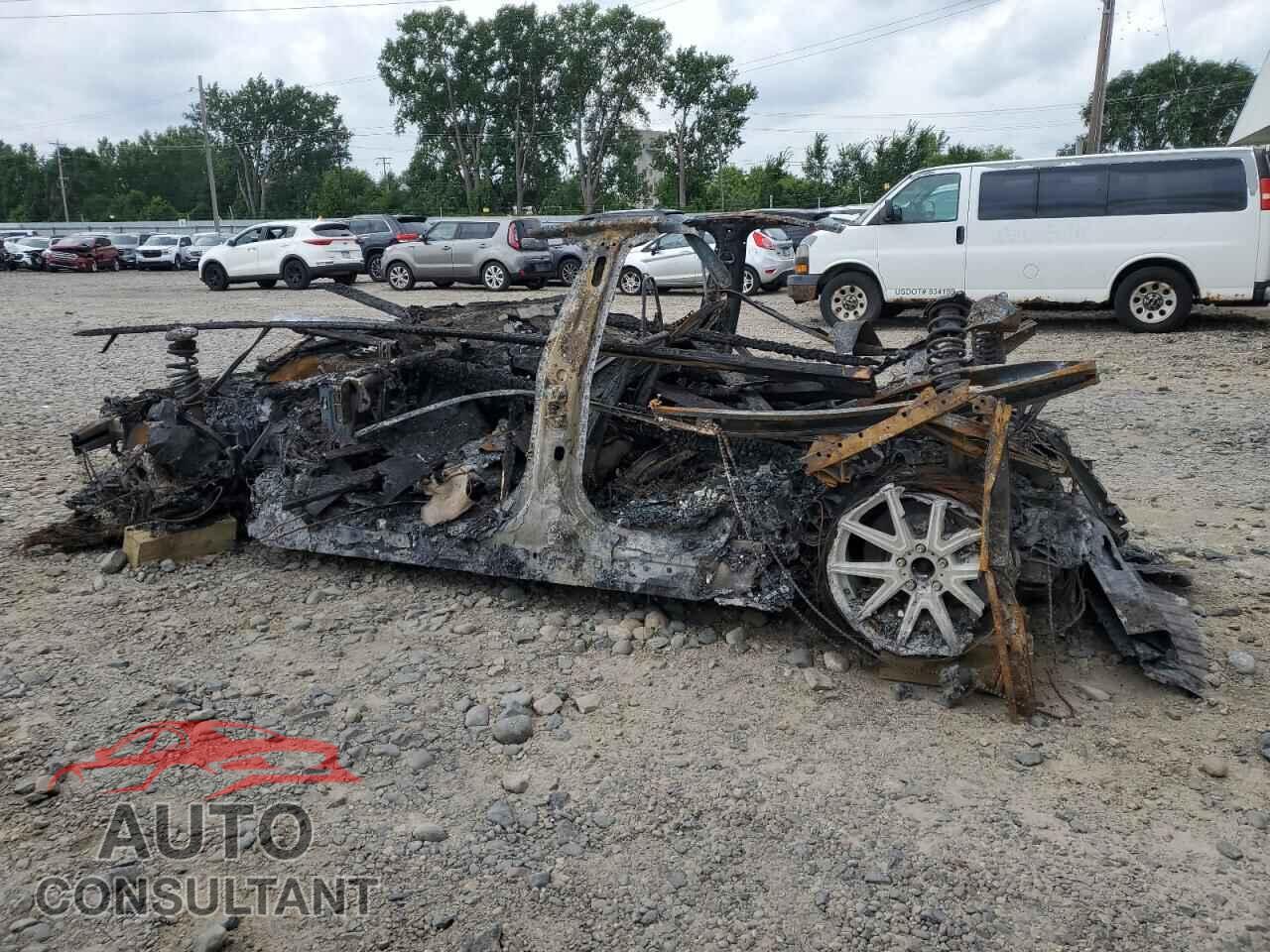TESLA MODEL S 2017 - 5YJSA1E25HF192373