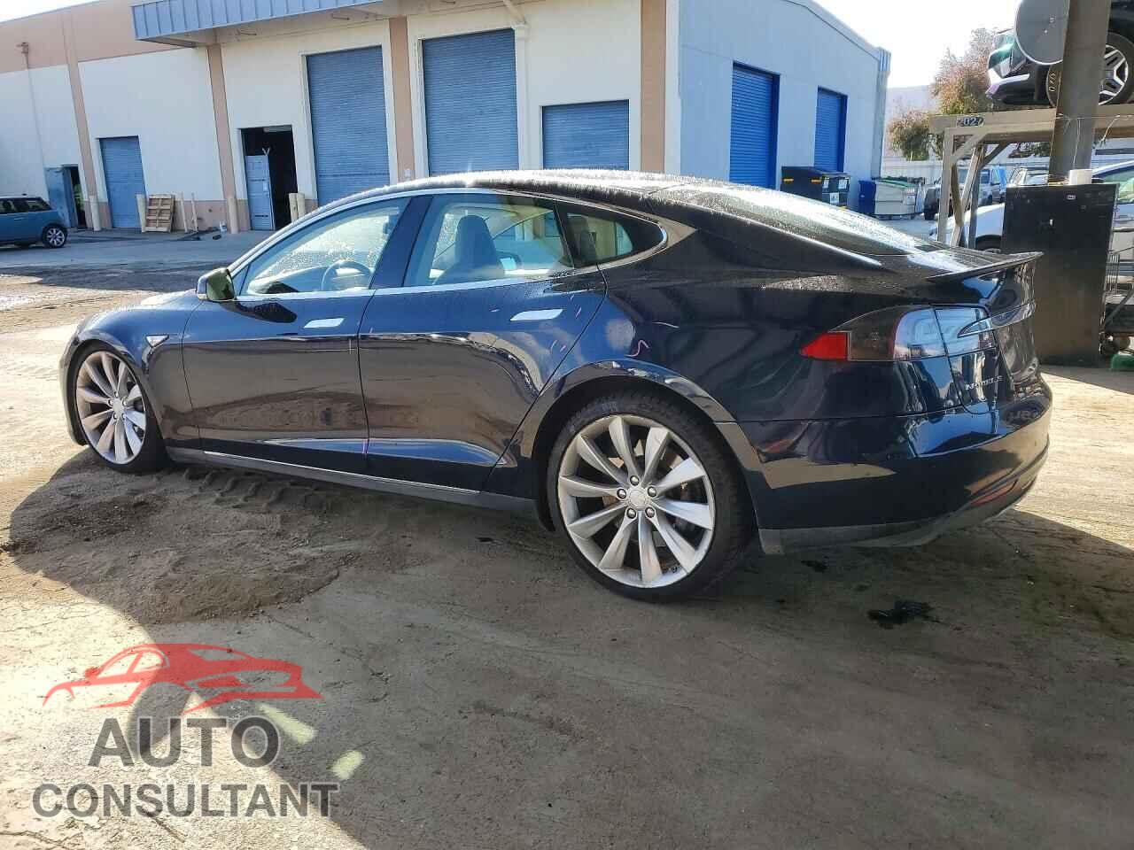 TESLA MODEL S 2013 - 5YJSA1CP7DFP07205