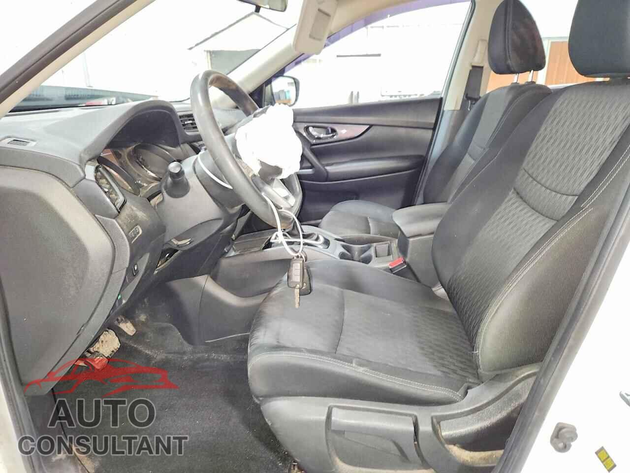 NISSAN ROGUE 2018 - KNMAT2MV8JP586534