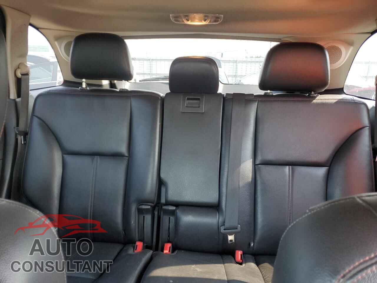 FORD EDGE 2011 - 2FMDK4KC2BBA09323