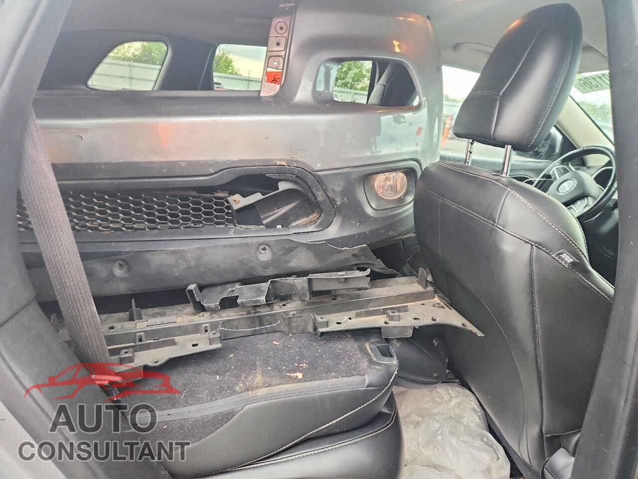 JEEP CHEROKEE 2018 - 1C4PJMLX3JD555532