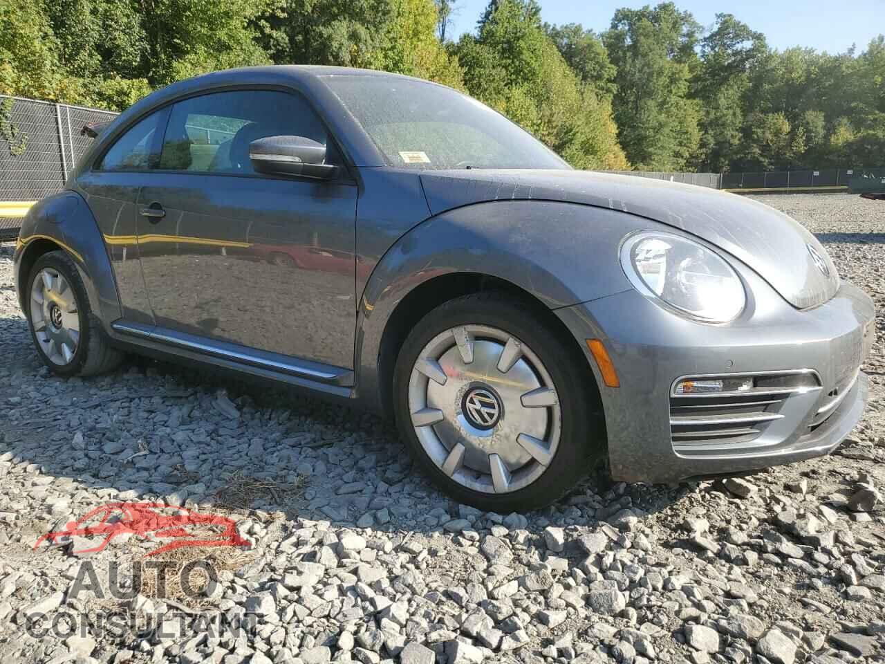 VOLKSWAGEN BEETLE 2017 - 3VWJ17AT0HM608402