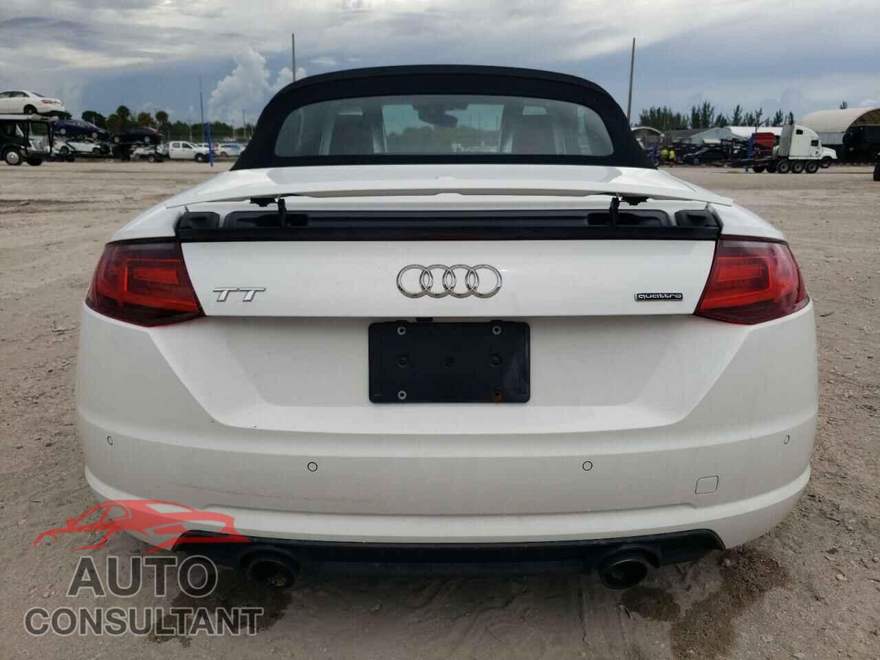 AUDI TT 2018 - TRUT5CFV3J1012275