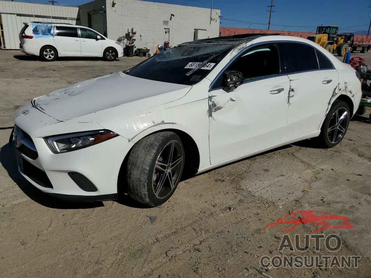 MERCEDES-BENZ A-CLASS 2019 - WDD3G4EB8KW021968