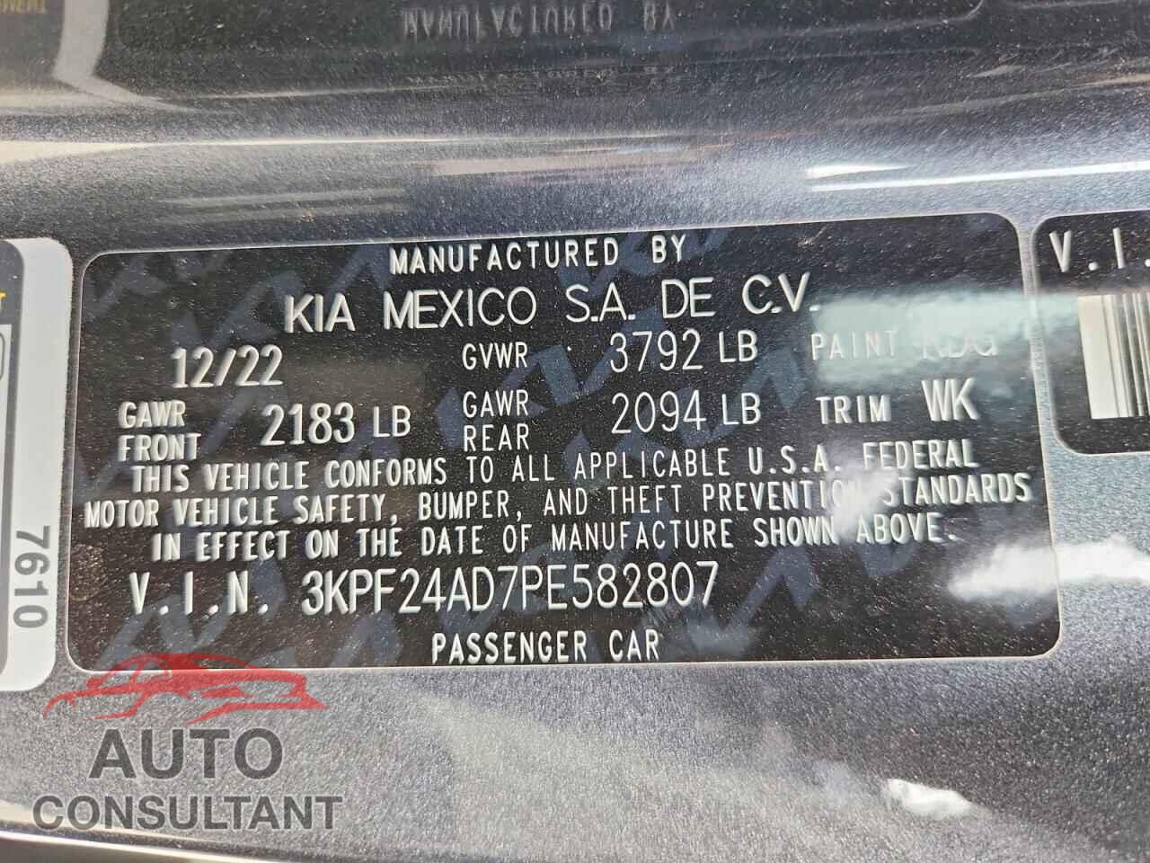 KIA FORTE 2023 - 3KPF24AD7PE582807