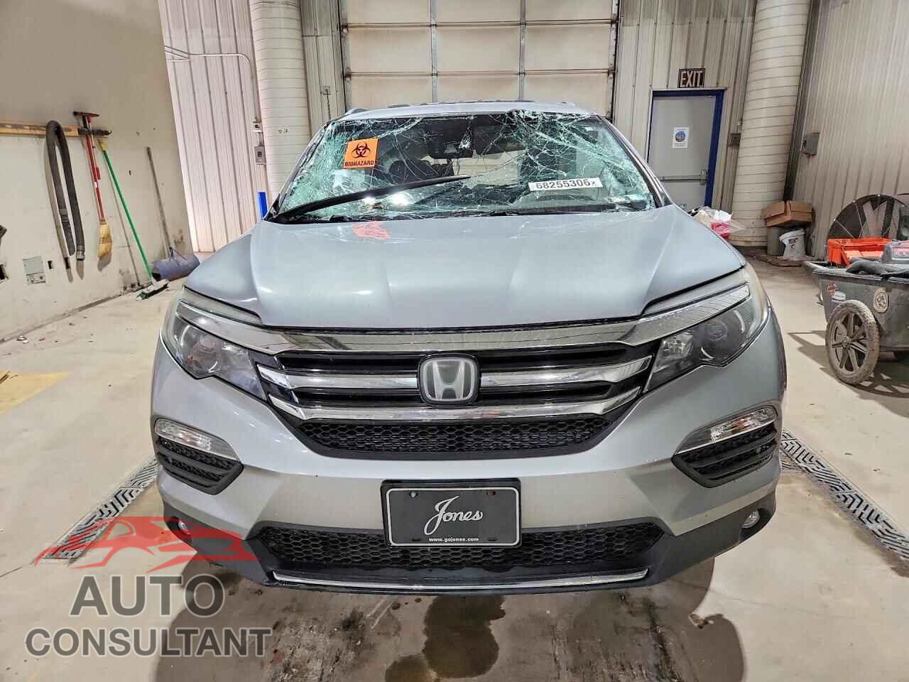 HONDA PILOT 2018 - 5FNYF6H01JB031981