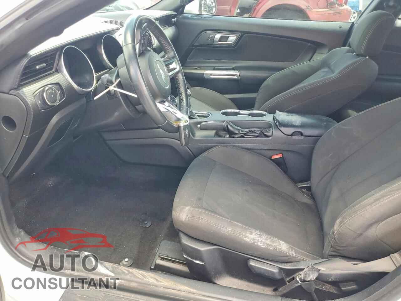 FORD MUSTANG 2018 - 1FA6P8TH2J5106028