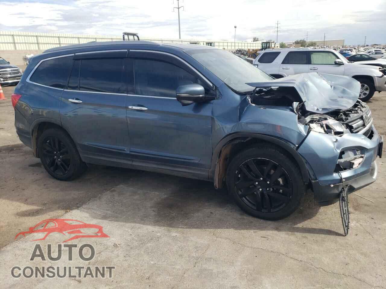 HONDA PILOT 2017 - 5FNYF6H90HB017630
