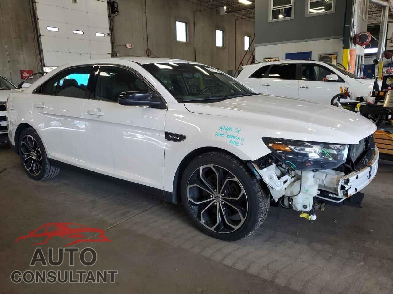 FORD TAURUS 2016 - 1FAHP2KT4GG141002