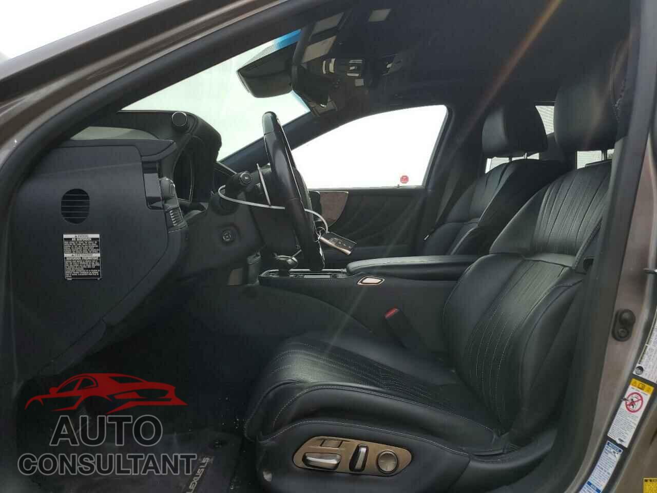 LEXUS LS500 2018 - JTHCYLFF0J5000487