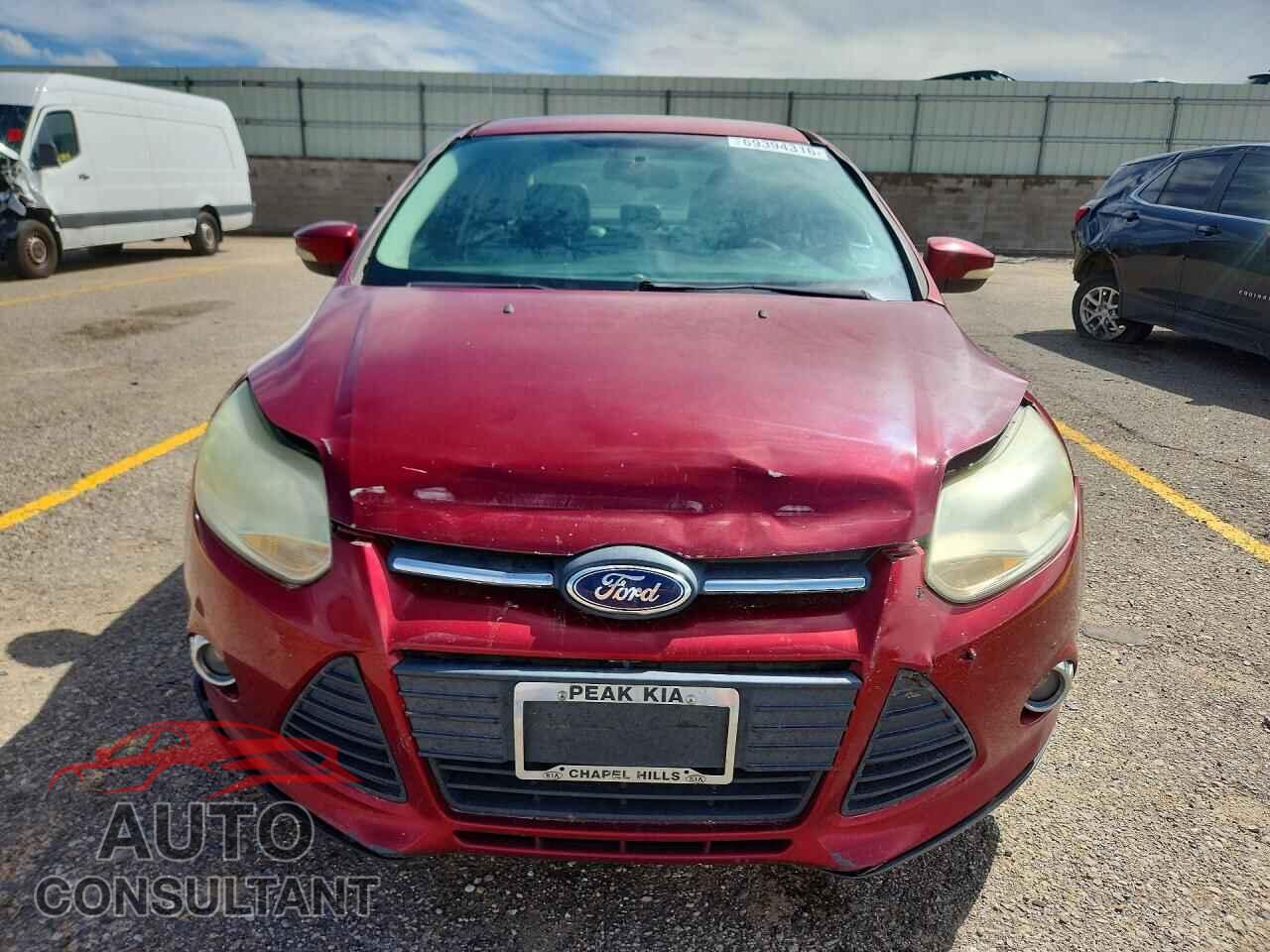 FORD FOCUS 2014 - 1FADP3F22EL110339