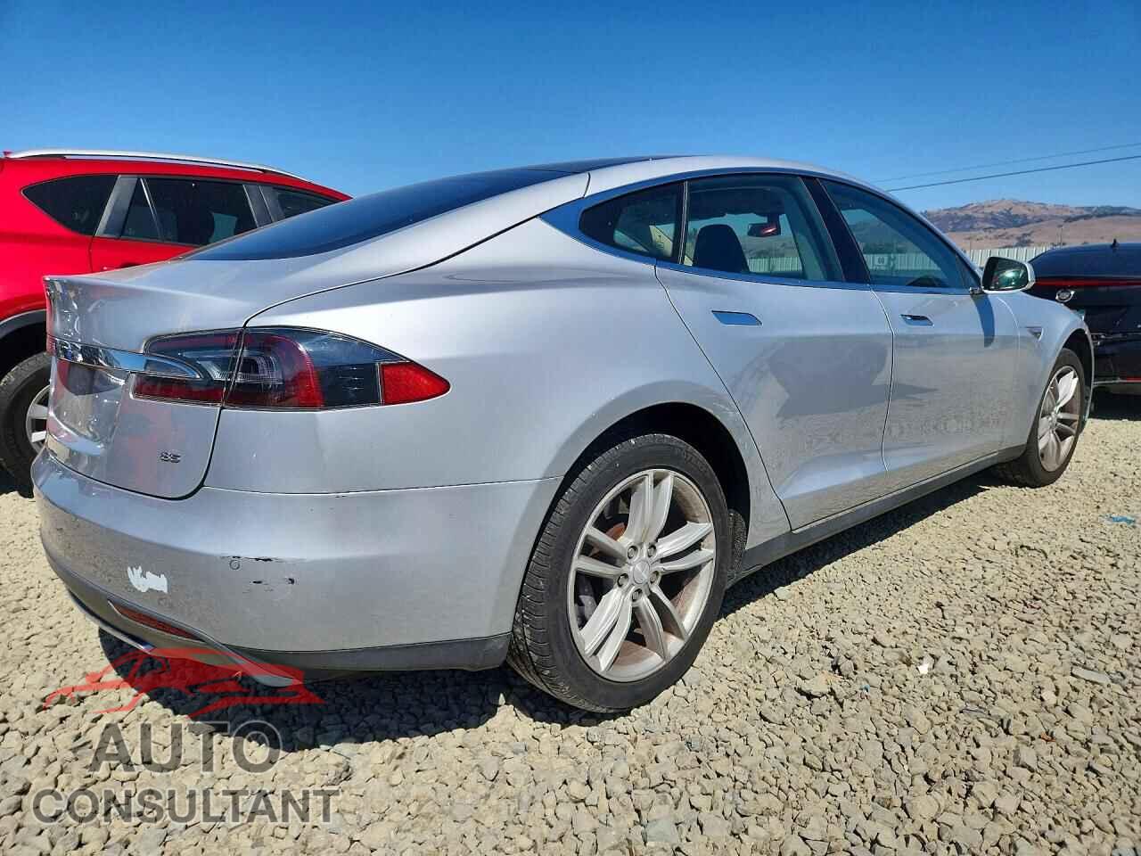 TESLA MODEL S 2014 - 5YJSA1H16EFP49905