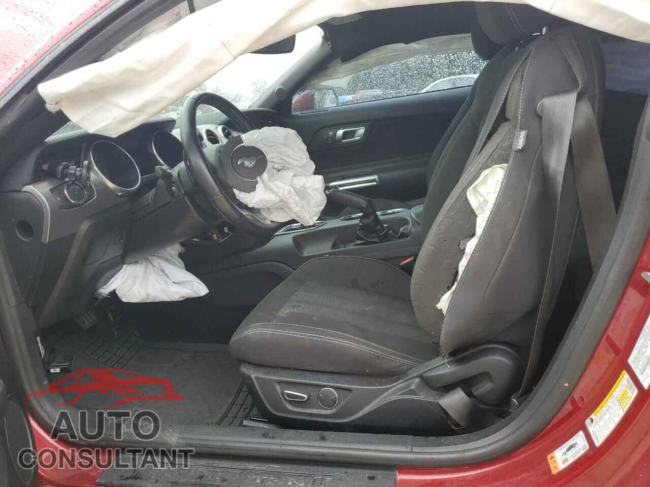 FORD MUSTANG 2019 - 1FA6P8CF3K5117068
