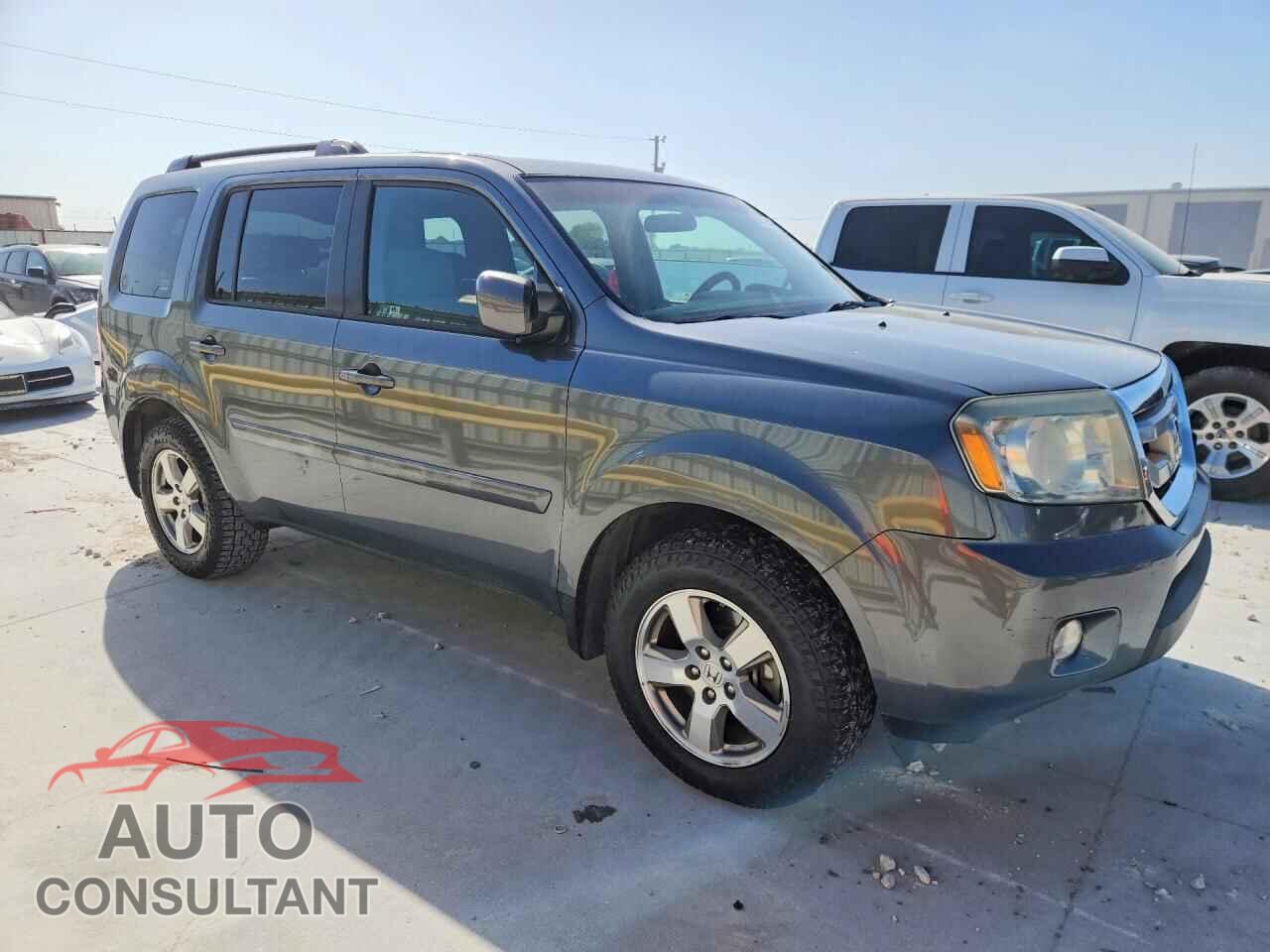 HONDA PILOT 2011 - 5FNYF4H45BB106674