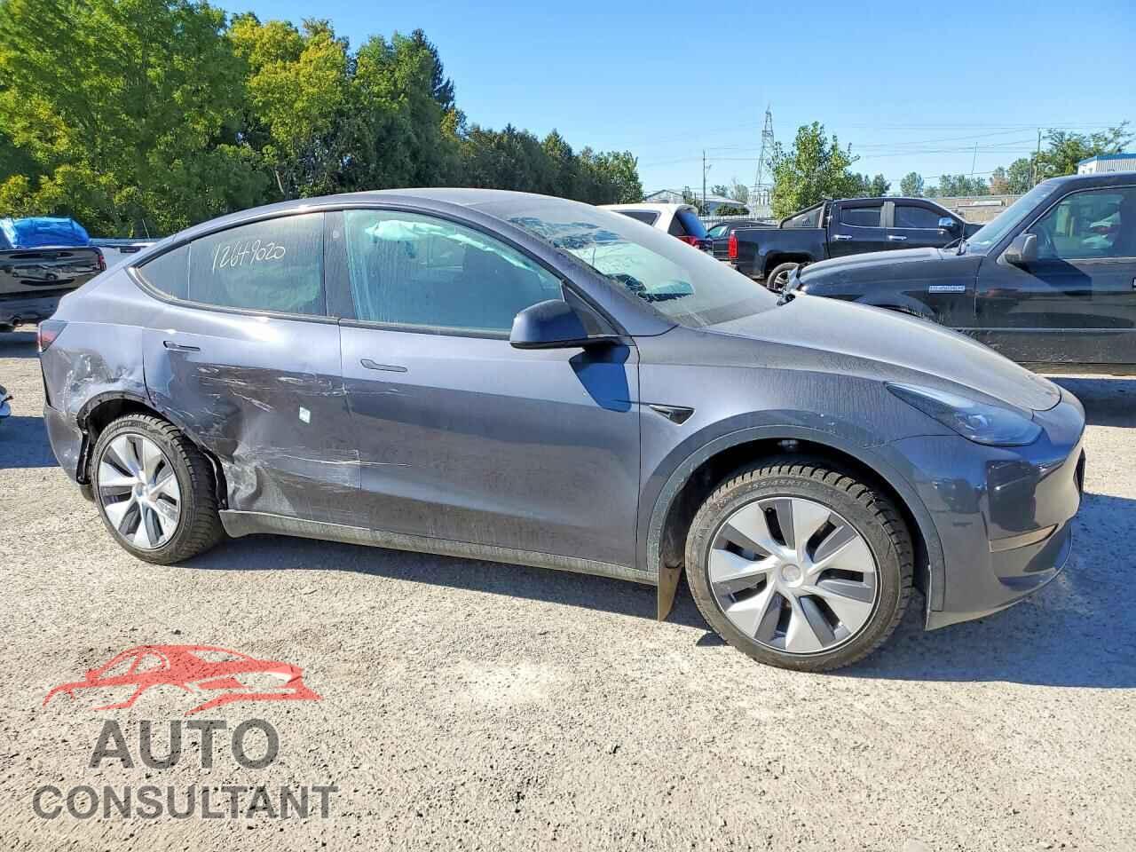 TESLA MODEL Y 2023 - LRWYGDFD7PC164187