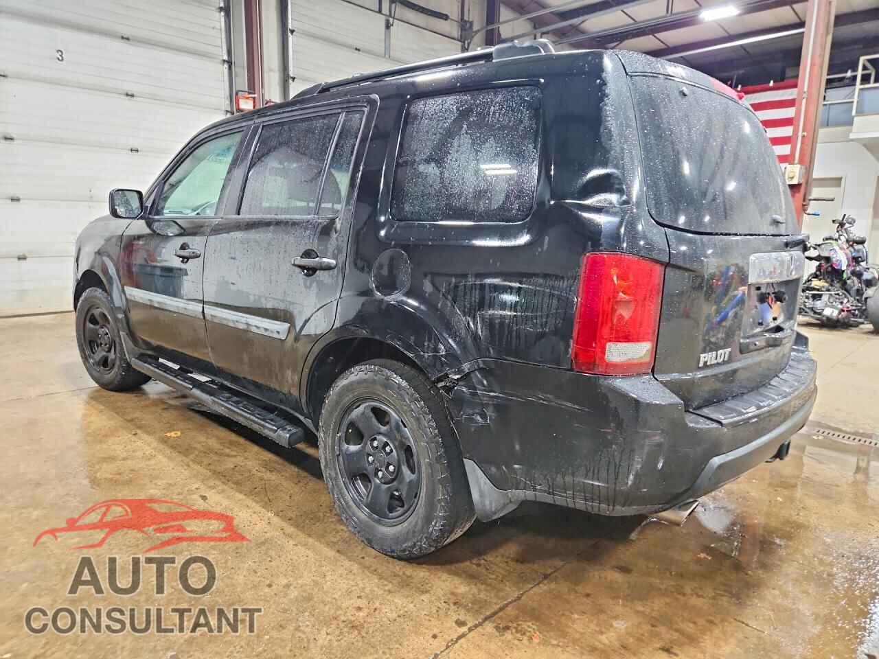 HONDA PILOT 2011 - 5FNYF4H21BB039635