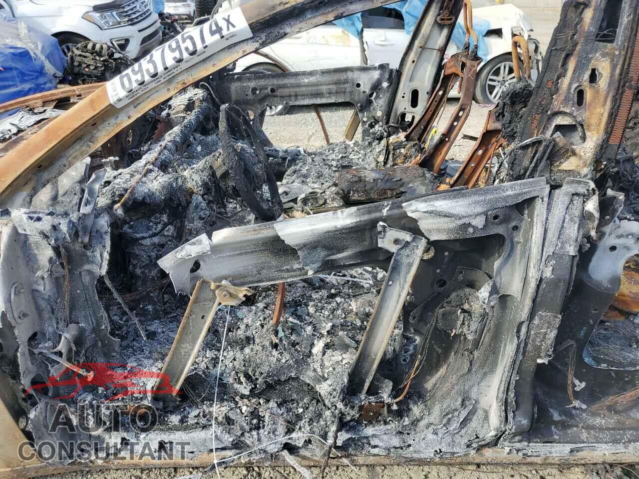 TESLA MODEL 3 2021 - 5YJ3E1EA3MF093626