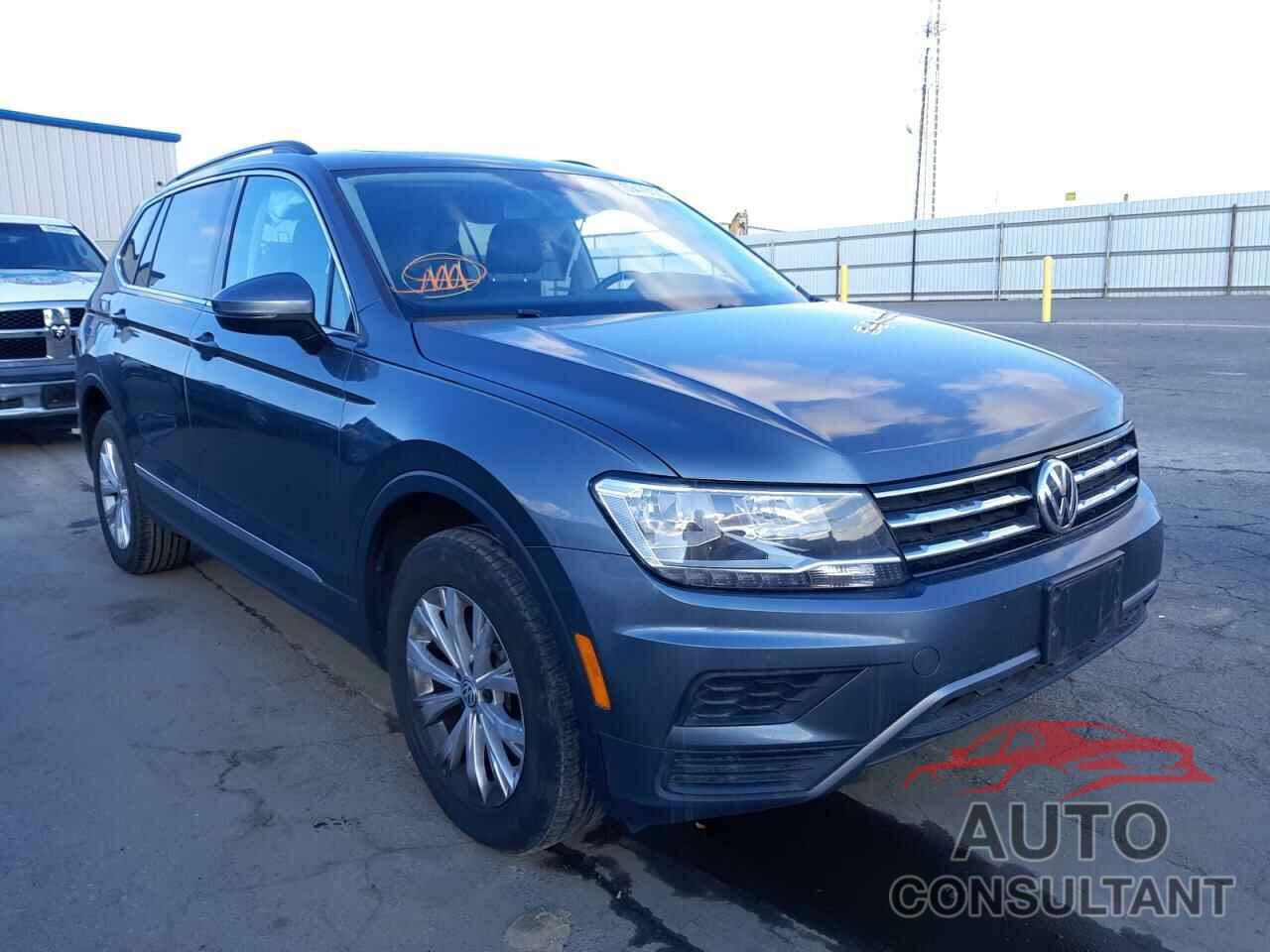 VOLKSWAGEN TIGUAN 2018 - 3VV3B7AX2JM159033