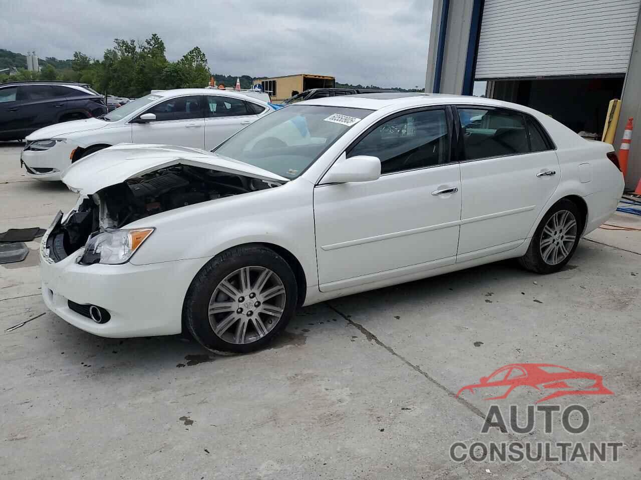 TOYOTA AVALON 2010 - 4T1BK3DB2AU352373