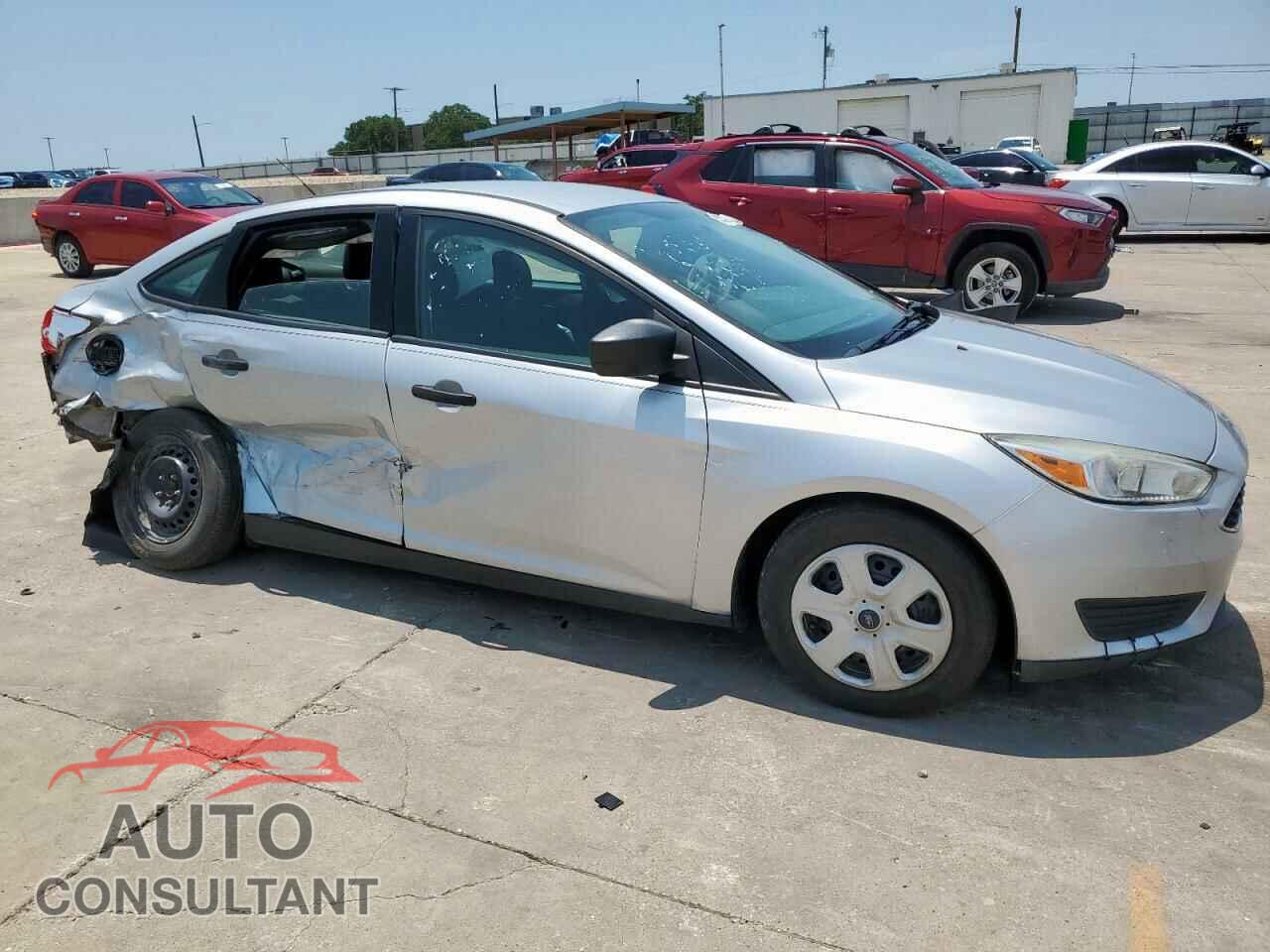 FORD FOCUS 2017 - 1FADP3E23HL244637