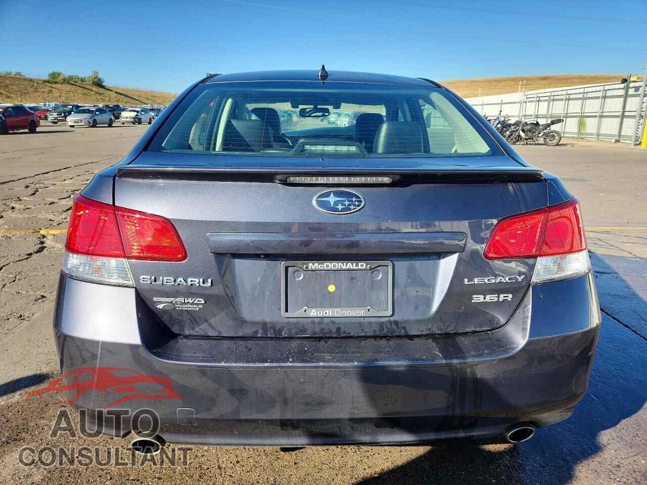SUBARU LEGACY 2013 - 4S3BMDP65D2004151