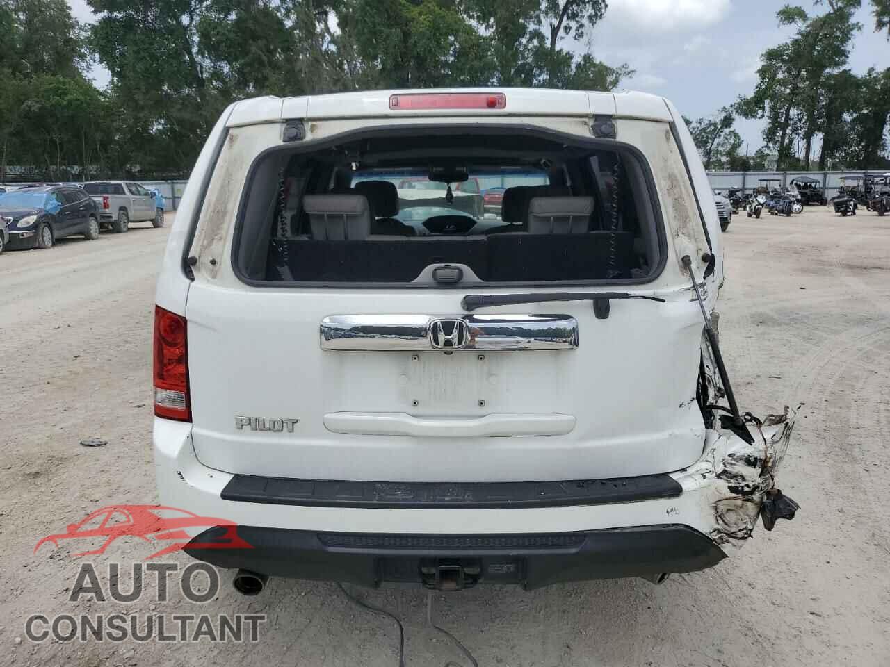 HONDA PILOT 2015 - 5FNYF3H77FB007042
