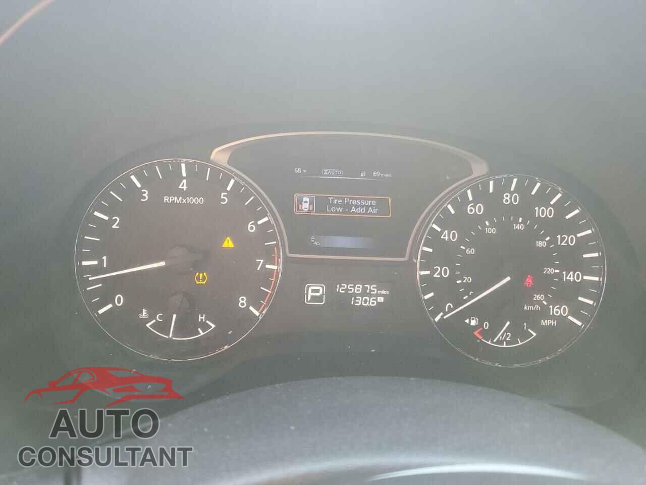 NISSAN PATHFINDER 2015 - 5N1AR2MM6FC700773