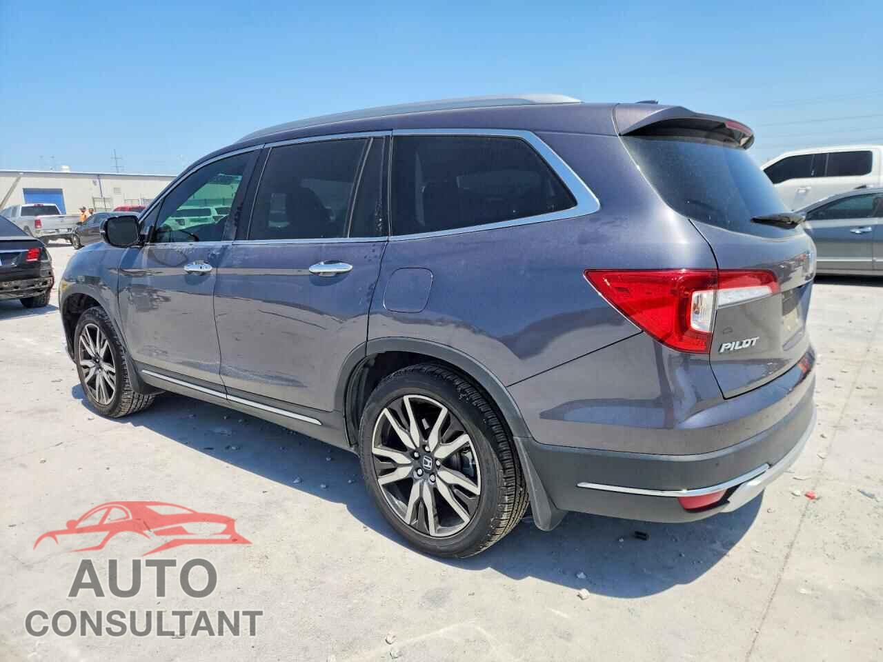 HONDA PILOT 2020 - 5FNYF5H61LB013871