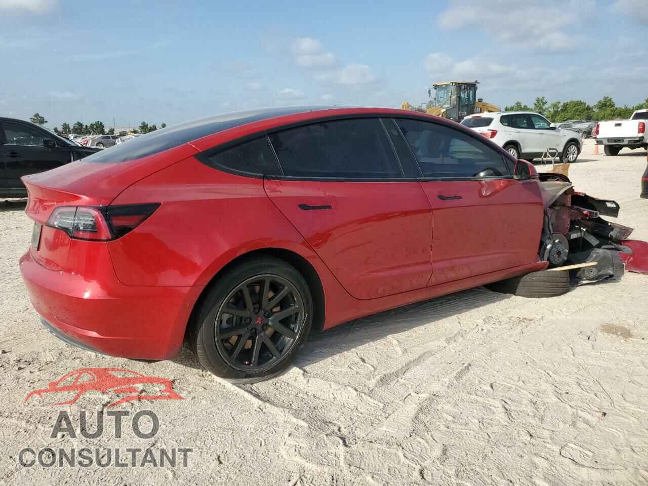 TESLA MODEL 3 2021 - 5YJ3E1EAXMF977059